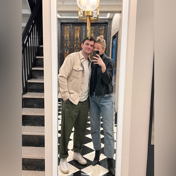 Meet your Posher, Melissa - Picture 1 of 1